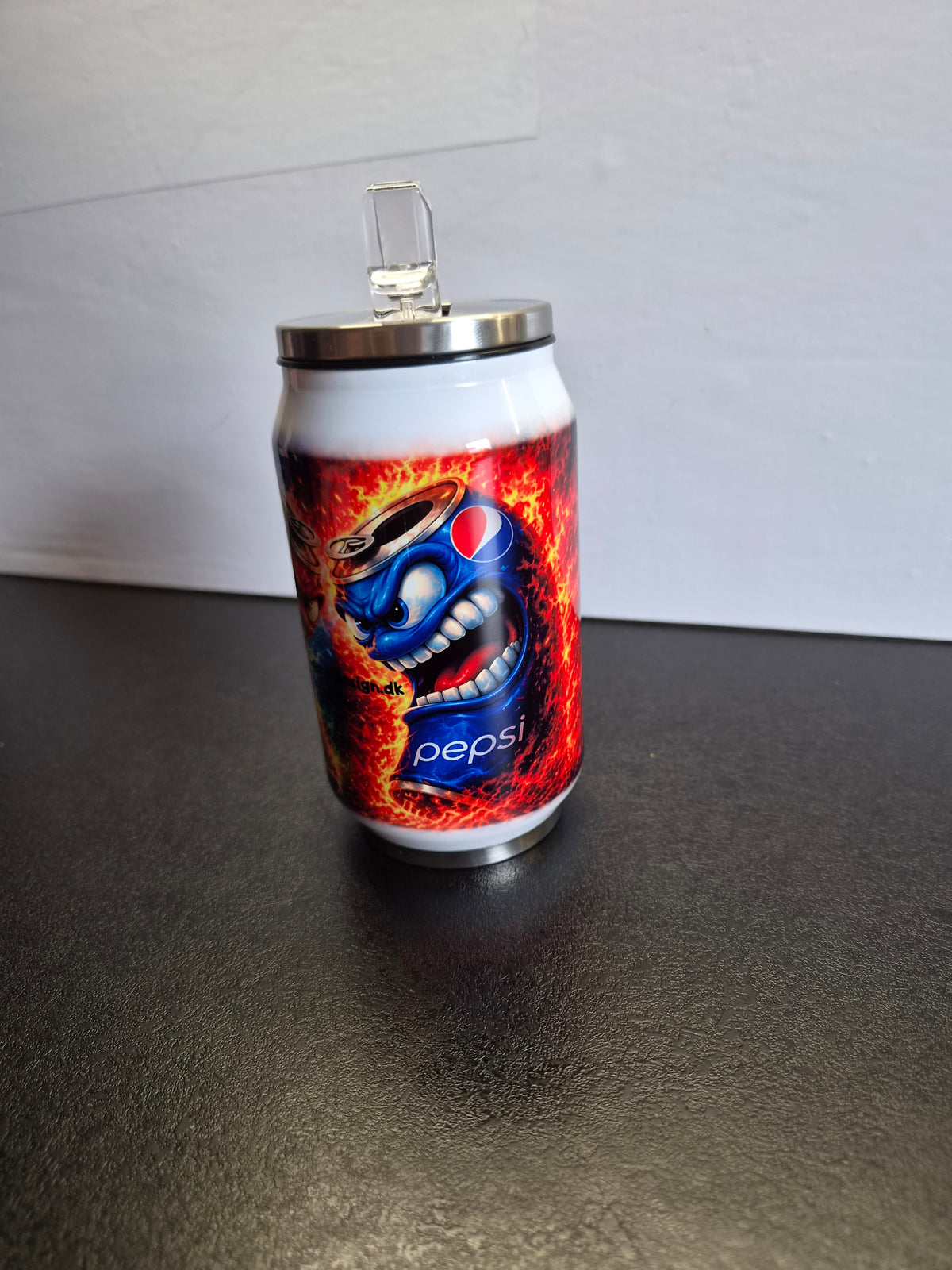 Drikkedåse Cola vs Pepsi